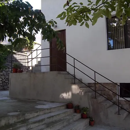 Bachvarovi Guest house